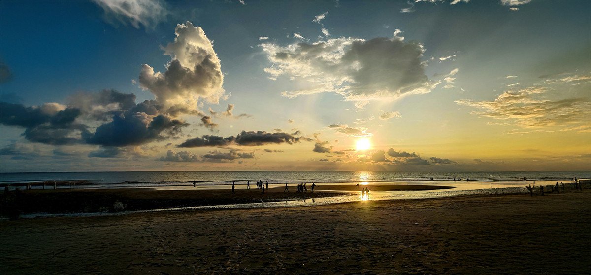 কক্সবাজার রিলাক্স ট্যুর